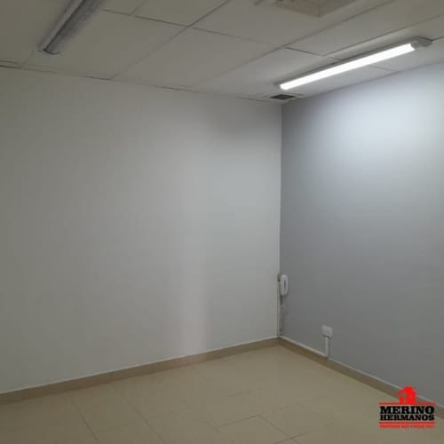 Oficina en arriendo en La Florida, Medellín, 37 m² · foto 2 de 3
