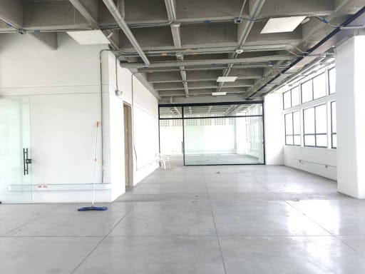 Local en arriendo en Perpetuo Socorro, Medellín, 1000 m² · foto 5 de 16