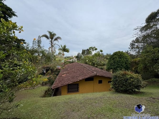 Lote en venta en Centro, Rionegro, 48950 m² · foto 2 de 20