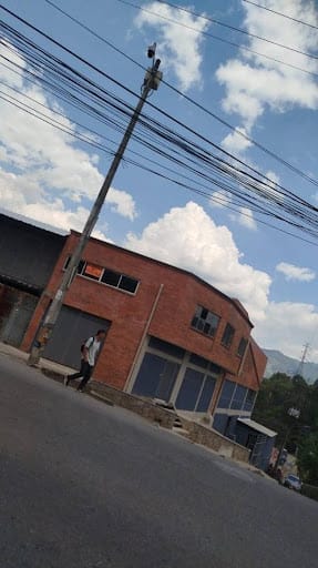 Bodega en arriendo en Ancon, La Estrella, 565 m² · foto 2 de 9