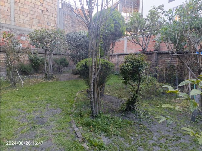 Casa de 4 alcobas en venta en Claret, Bogotá, 380 m² · foto 23 de 24