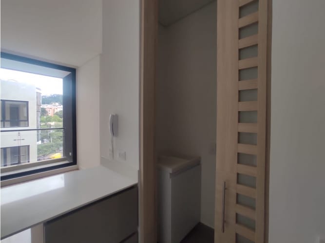 Apartaestudio en venta en Santa Barbara Oriental, Bogotá, 56 m² · foto 5 de 24