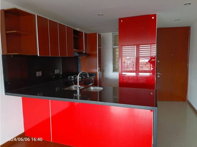 Apartamento de 3 alcobas en venta en Delicias Norte, Chía, 86 m² · foto 4 de 19