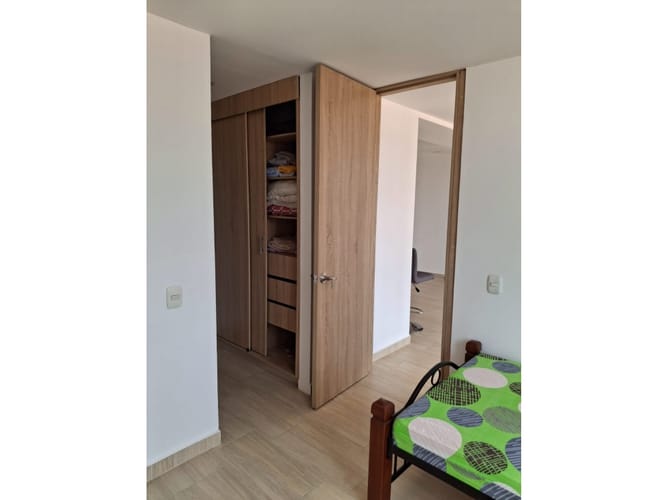 Apartamento de 2 alcobas en arriendo en Las Palmas, Ricaurte, 53 m² · foto 8 de 24