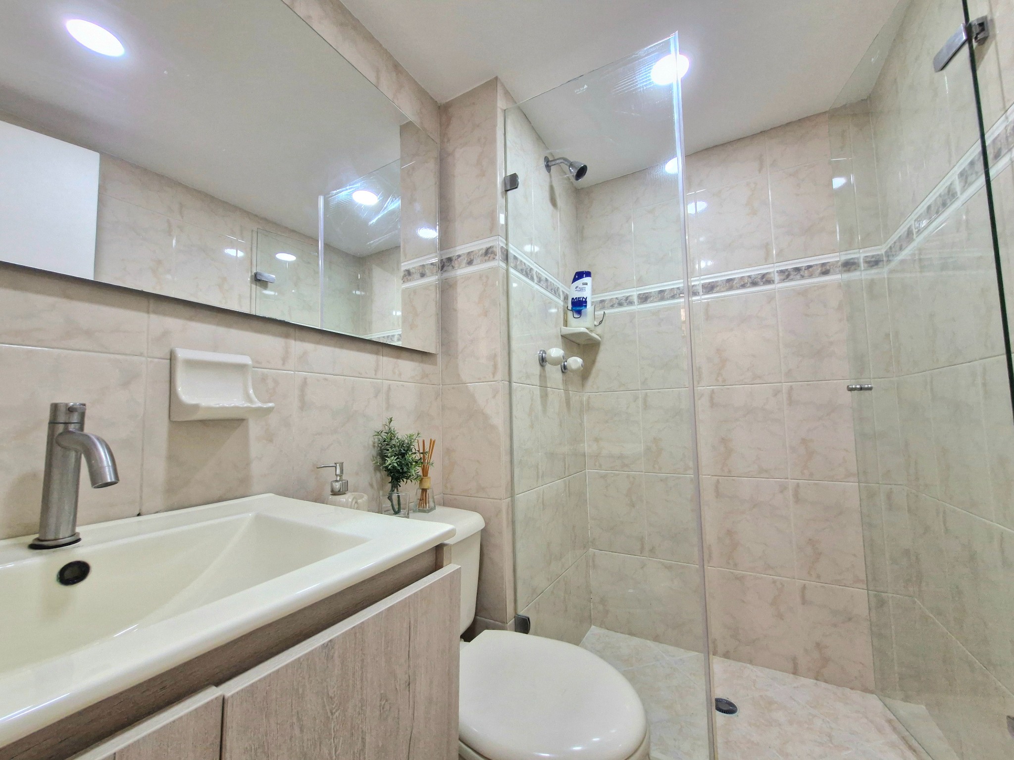 Apartamento en venta en Las Flores, Envigado · foto 9 de 18