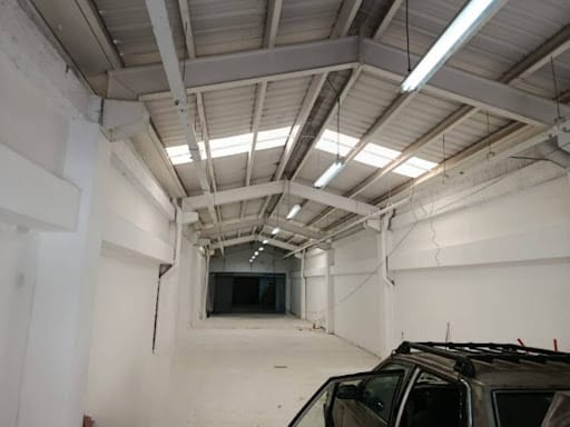 Local en arriendo en La Esmeralda, Envigado, 340 m² · foto 6 de 14