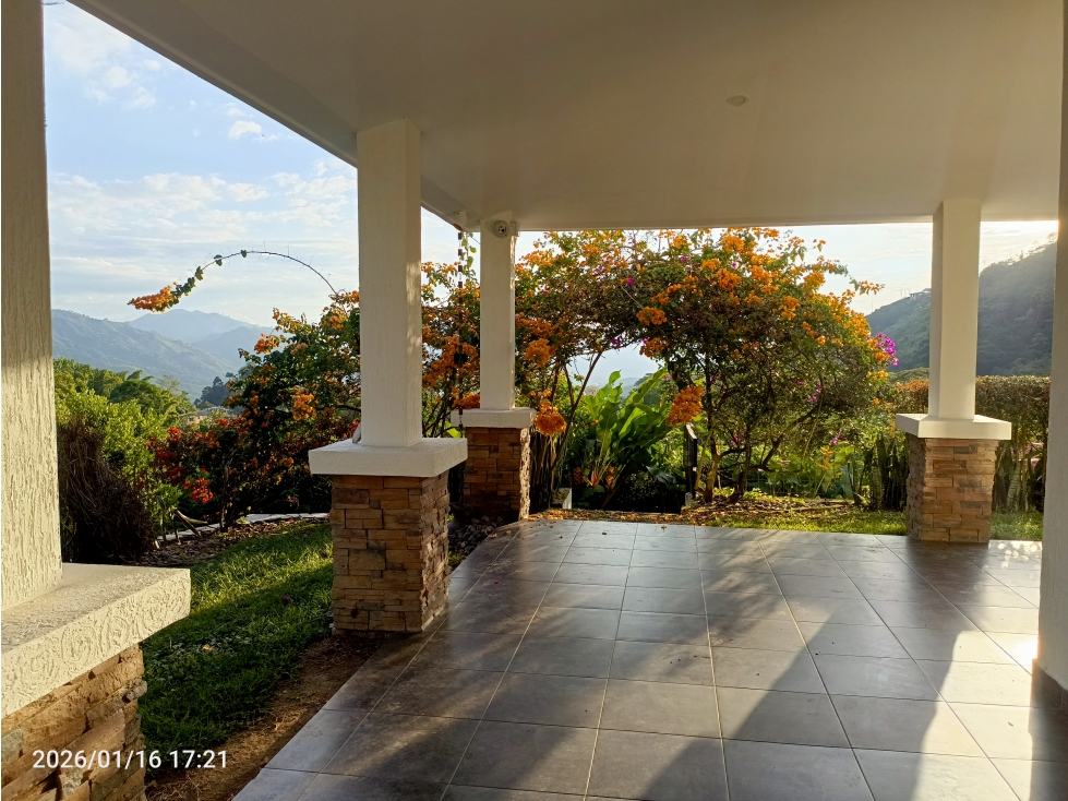 Casa en venta en El Campin, Manizales · foto 12 de 24