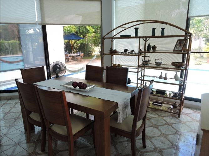 Casa de 3 alcobas en venta en Guabinal Plan, Girardot, 377 m² · foto 8 de 24