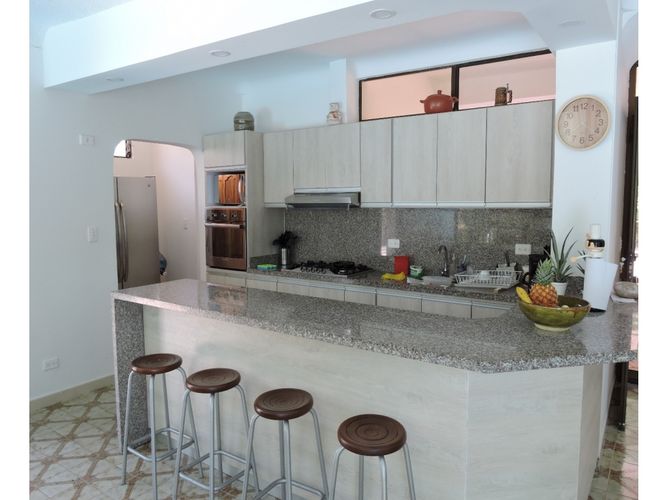 Casa de 3 alcobas en venta en Guabinal Plan, Girardot, 377 m² · foto 20 de 24
