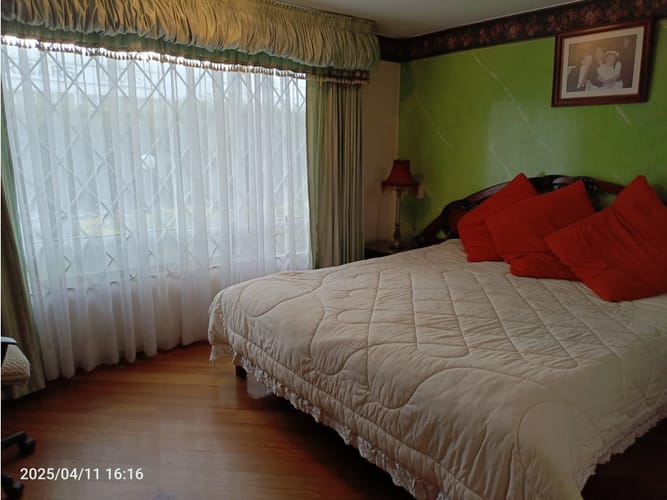 Apartamento de 3 alcobas en venta en Santa Barbara Oriental, Bogotá, 105 m² · foto 10 de 24