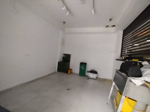 Local en arriendo en Simesa, Medellín, 14 m² · foto 2 de 5