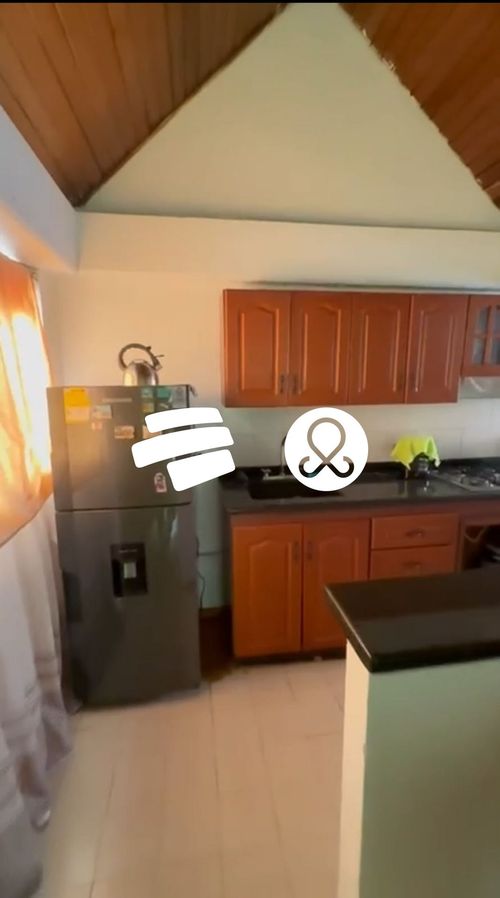 Apartamento de 3 alcobas en venta en Suramericana, Medellín, 78 m² · foto 4 de 9
