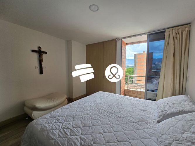 Apartamento de 3 alcobas en venta en Laureles, Medellín, 78 m² · foto 10 de 13