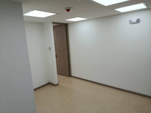 Consultorio en arriendo en San Diego, Medellín, 33 m² · foto 9 de 10