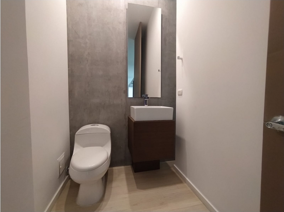 Apartamento en arriendo en Los Balsos, Medellín · foto 7 de 24