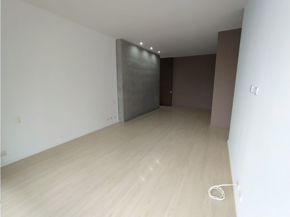 Apartamento en arriendo en Los Balsos, Medellín · foto 18 de 24