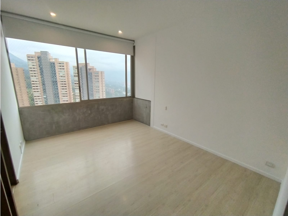 Apartamento en arriendo en Los Balsos, Medellín · foto 22 de 24