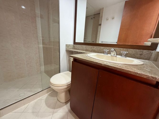 Apartamento de 3 alcobas en arriendo en Los Balsos, Medellín, 127 m² · foto 11 de 14