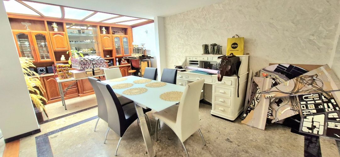 Casa de 5 alcobas en venta en Ub. El Recreo, Tunja, 235 m² · foto 3 de 15