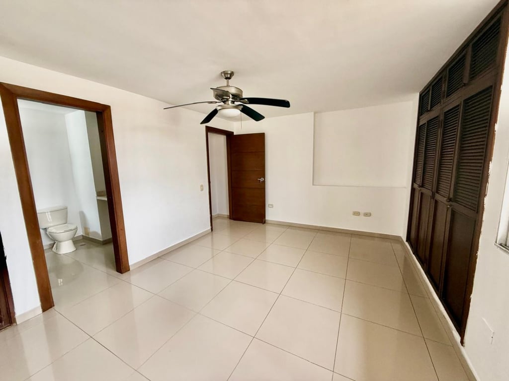 Apartamento en venta en Altos Del Prado, Barranquilla · foto 6 de 12