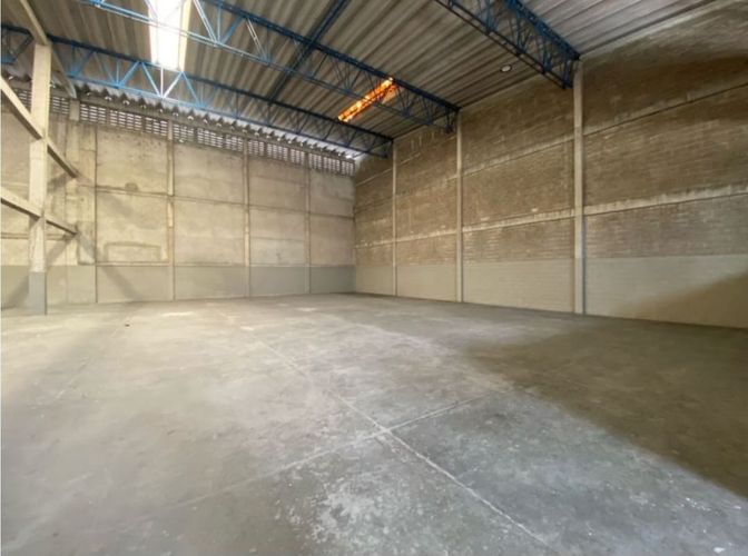 Bodega en arriendo en Altos Del Prado, Barranquilla, 600 m² · foto 7 de 14