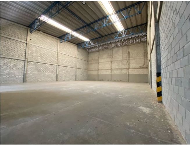Bodega en arriendo en Altos Del Prado, Barranquilla, 600 m² · foto 10 de 14