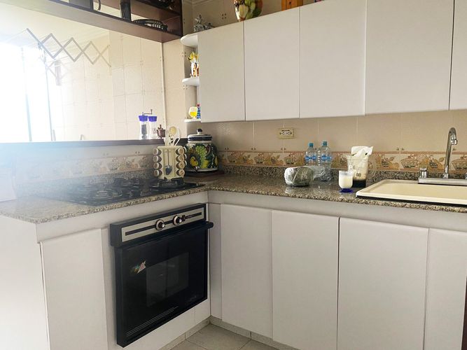 Apartamento de 3 alcobas en arriendo en El Poblado, Medellín, 121 m² · foto 6 de 16