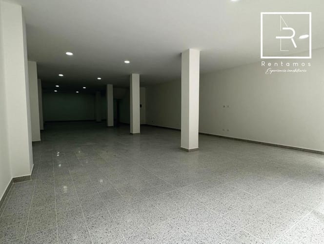 Local en venta en La Gloria, Itagüí, 200 m² · foto 4 de 15