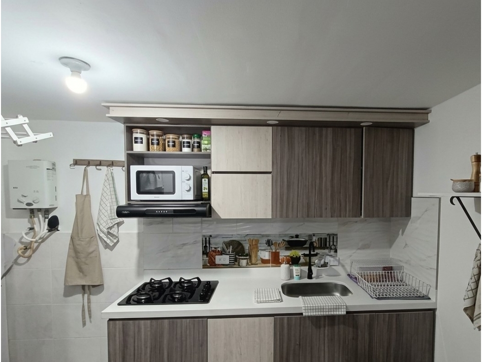 Apartamento en venta en Bombona No.1, Medellín · foto 3 de 12