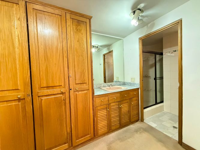 Apartamento de 4 alcobas en venta en El Retiro, Bogotá, 271 m² · foto 19 de 21