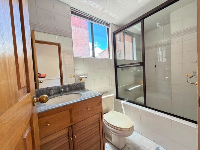 Apartamento de 4 alcobas en venta en El Retiro, Bogotá, 271 m² · foto 16 de 21