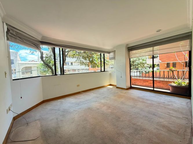 Apartamento de 4 alcobas en venta en El Retiro, Bogotá, 271 m² · foto 17 de 21