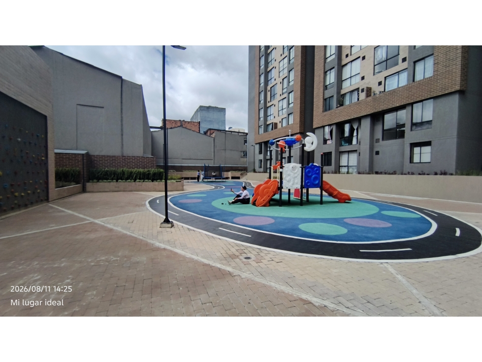 Apartamento en venta en Ricaurte, Bogotá · foto 16 de 19