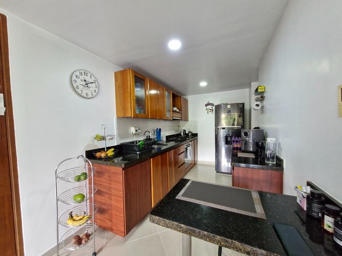 Apartamento de 3 alcobas en venta en El Trapiche, Sabaneta, 86 m² · foto 17 de 19