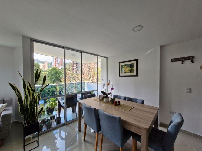Apartamento de 3 alcobas en venta en El Trapiche, Sabaneta, 86 m² · foto 4 de 19
