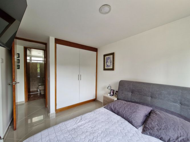 Apartamento de 3 alcobas en venta en El Trapiche, Sabaneta, 86 m² · foto 10 de 19