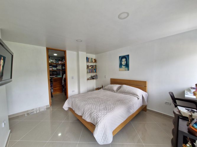 Apartamento de 3 alcobas en venta en El Trapiche, Sabaneta, 86 m² · foto 9 de 19