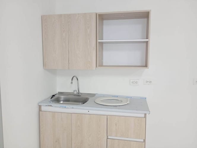 Oficina en arriendo en El Poblado, Medellín, 82 m² · foto 5 de 7