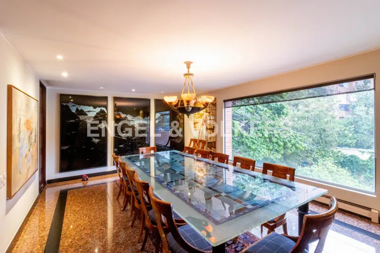 Apartamento de 4 alcobas en venta en Los Rosales, Bogotá, 524 m² · foto 8 de 24