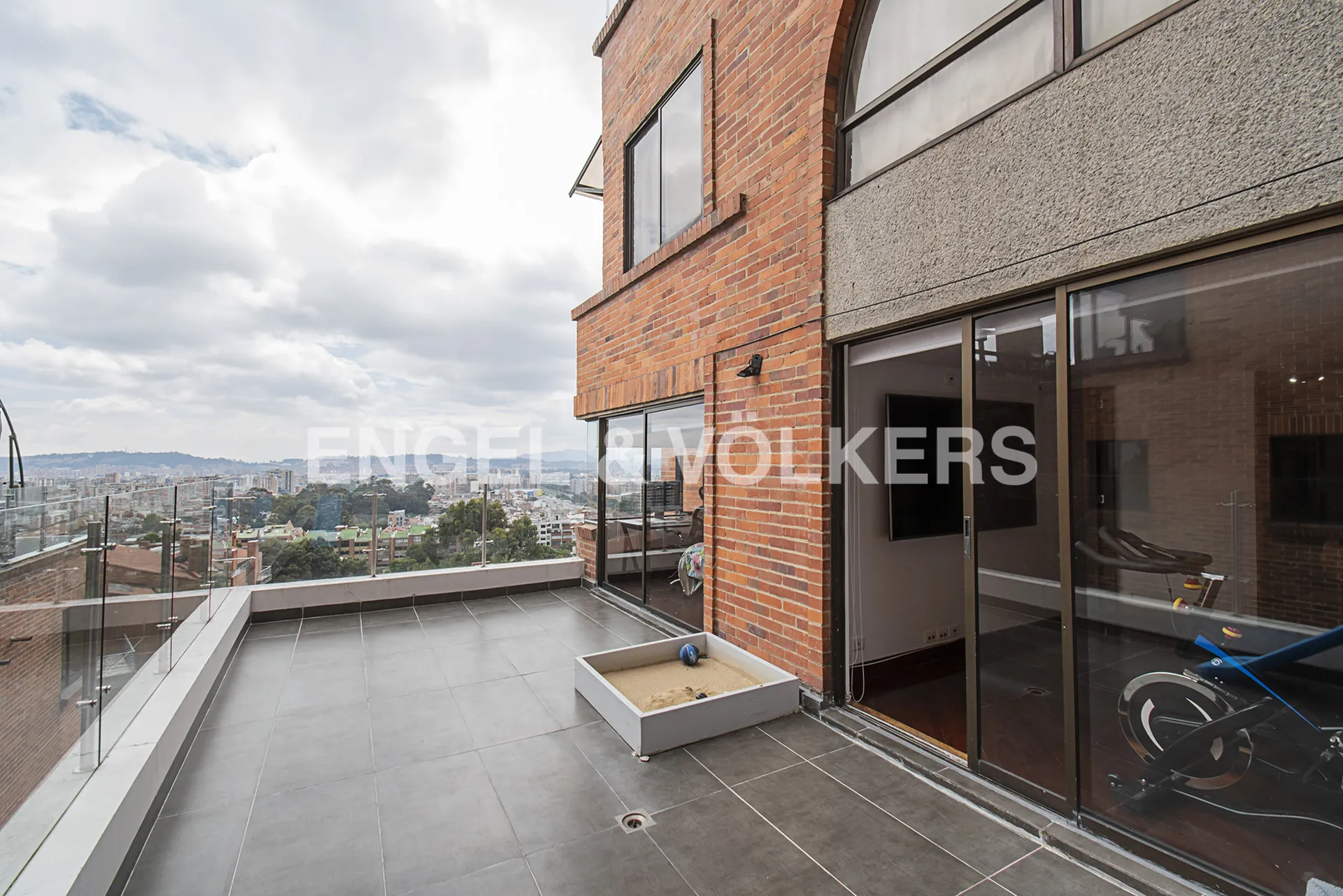 Apartamento en venta en Bosque De Pinos, Bogotá · foto 8 de 21