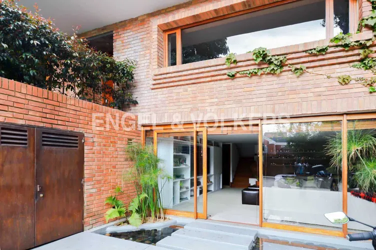 Casa de 4 alcobas en venta en Santa Ana, Bogotá, 834 m² · foto 8 de 17