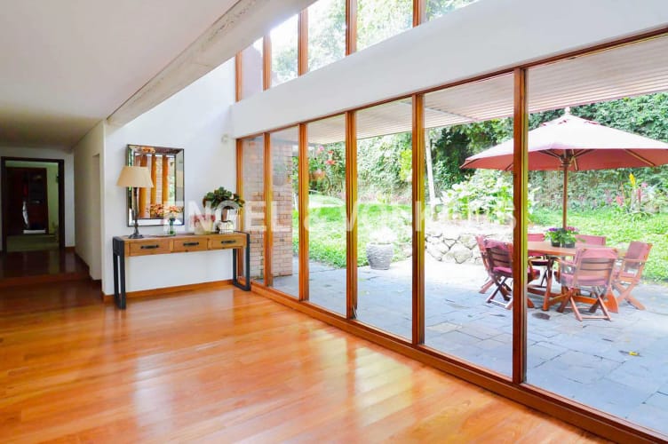 Casa de 4 alcobas en venta en Santa Ana, Bogotá, 834 m² · foto 3 de 17