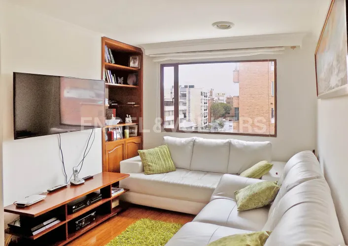 Apartamento de 3 alcobas en venta en Santa Bibiana, Bogotá, 203 m² · foto 10 de 11