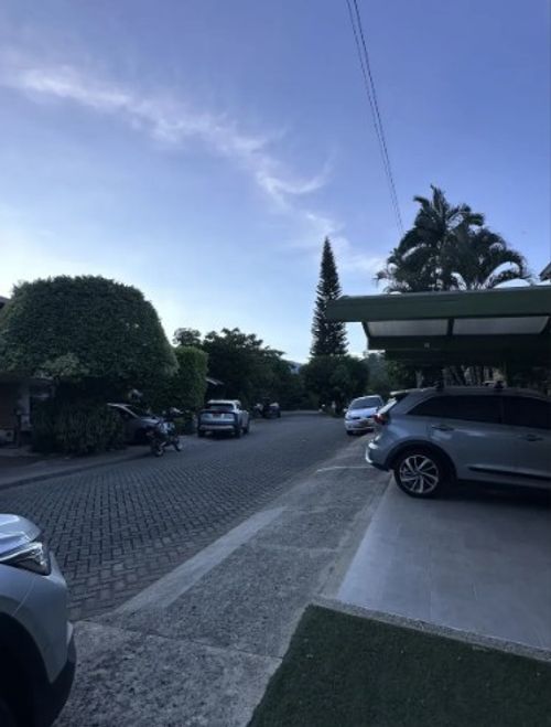 Apartamento de 3 alcobas en venta en Loma De Los Bernal, Medellín, 130 m² · foto 18 de 18