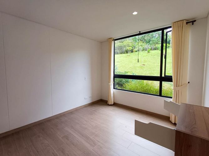 Apartamento de 2 alcobas en venta en Santa Elena, El Retiro, 67 m² · foto 5 de 24