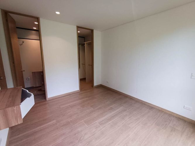 Apartamento de 2 alcobas en venta en Santa Elena, El Retiro, 67 m² · foto 9 de 24