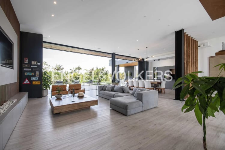 Casa de 4 alcobas en venta en Llano Grande, Rionegro, 1000 m² · foto 2 de 23