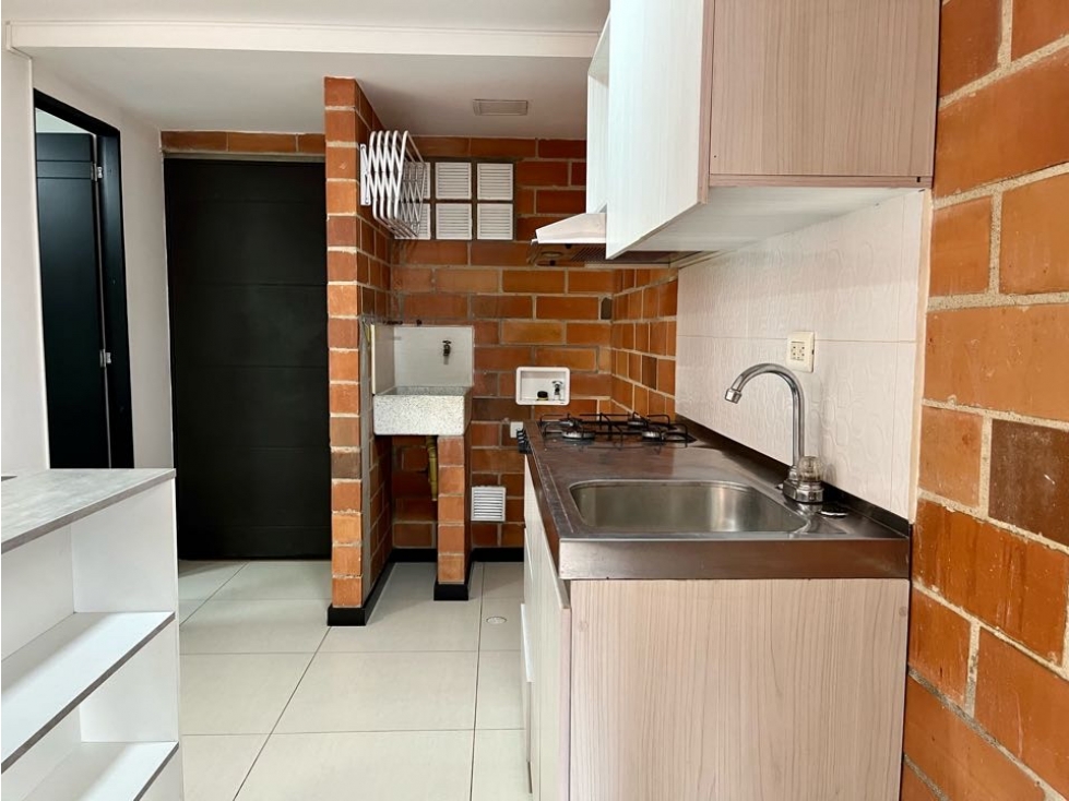 Apartamento en venta en Belén Los Alpes, Medellín · foto 2 de 13