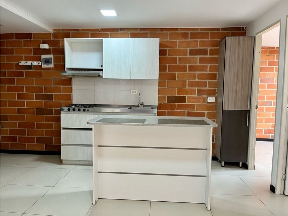 Apartamento en venta en Belén Los Alpes, Medellín · foto 6 de 13