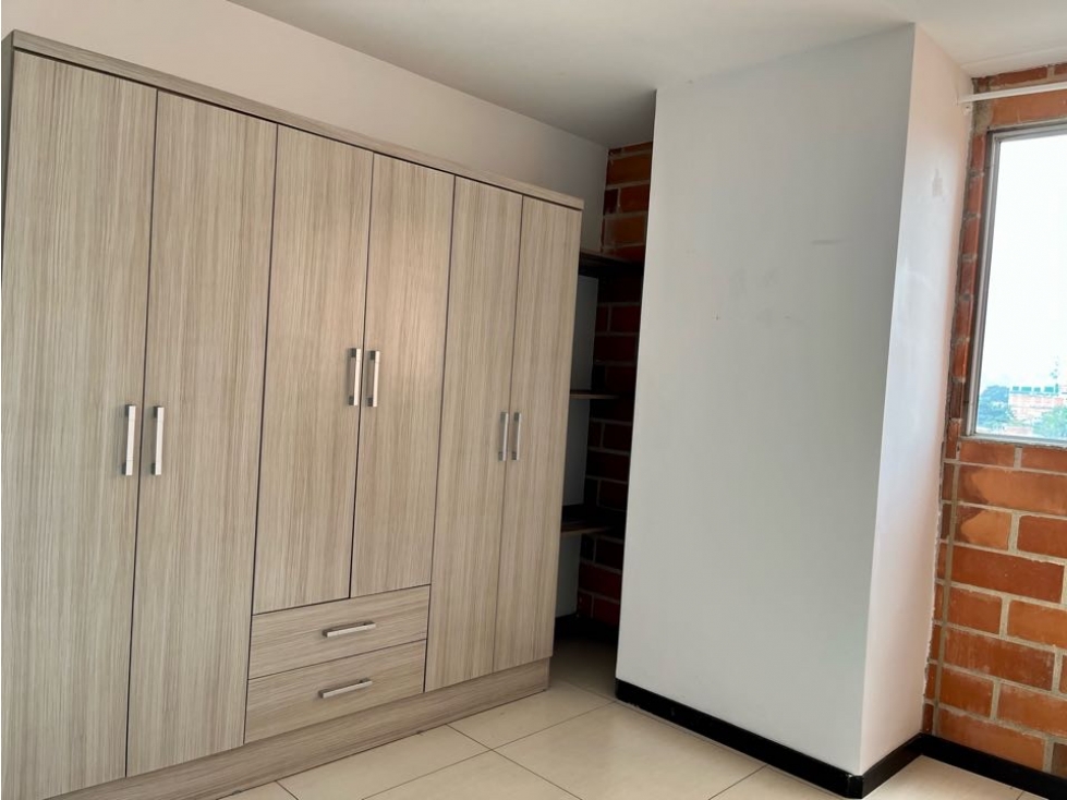 Apartamento en venta en Belén Los Alpes, Medellín · foto 7 de 13